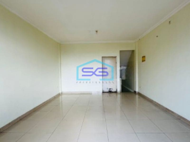 Disewakan Ruko Sentra Niaga Jakarta Barat LB 250m2 Bangunan 3,5 Lantai Siap Huni