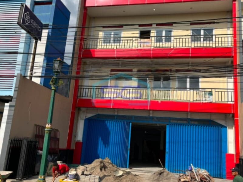 特格雷乔约格雅店面出租 占地303平方米