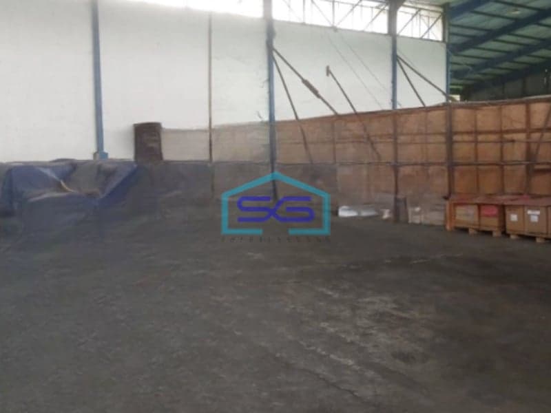 Dijual Gudang Lokasi Strategis Luas Tanah  5060 m² di Dayeuhkolot Bandung