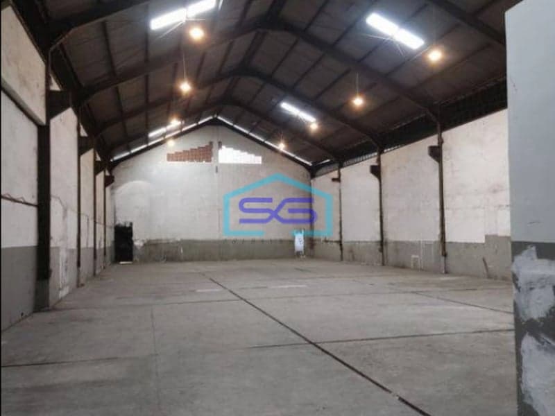 Disewakan Murah Gudang Ada Kantor di Daerah Jurumudi Jakarta Barat LB 320m2