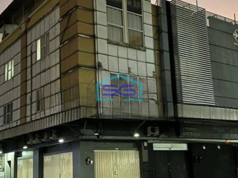 Dijual Ruko Hoek Ramai Strategis di Golden Boulevard Serpong Tangerang Selatan