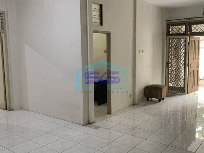 Disewakan rumah untuk gudang di tanjung duren jakarta barat