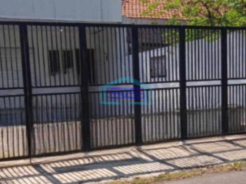 Disewakan Ruang Usaha Luas Bangunan  196 m² Lokasi Surabaya Kota