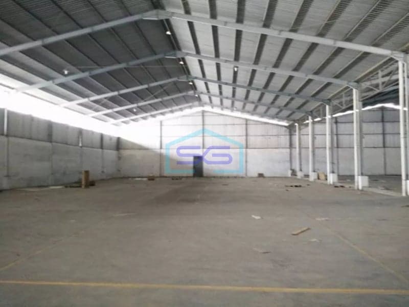 Disewakan gudang di gunung putri luas 3900m