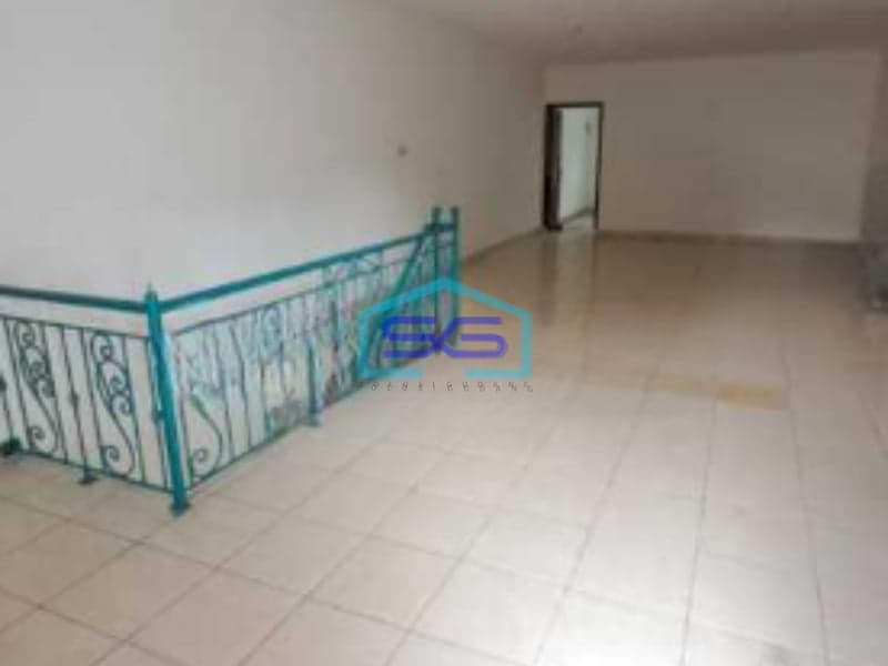 Disewakan Ruko 3 Lantai Di Daerah Komersil Cinere Depok LB 298m2