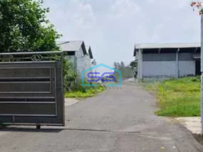 Dijual Gudang Ex Pabrik Pupuk di Peterongan Jombang Luas Bangunan  29670 m²