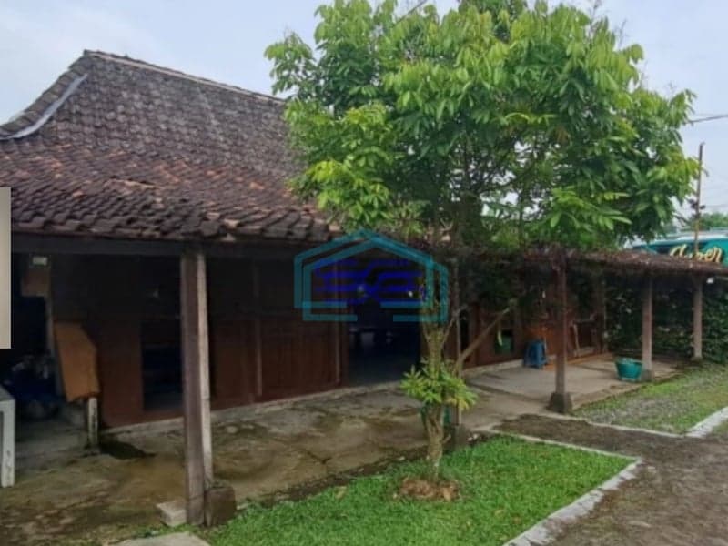 DIsewakan Ruang Usaha Komersil Di Mlati Sleman Jogja Luas Bangunan  250 m²