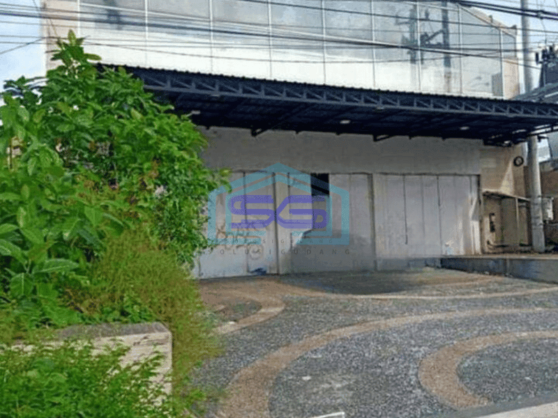 Disewakan Gedung Besar Murah Cocok untuk Gudang Tepi Jalan Utama Sleman Jogja