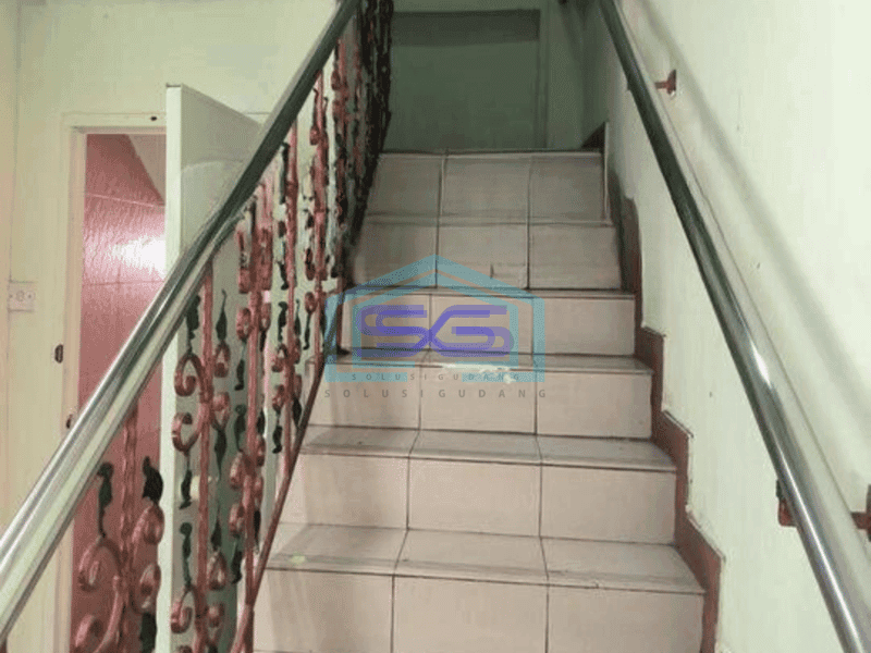 Disewa Ruko strategis di Komplek pertokoan Pulomas Jakarta Timur