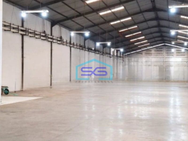 Disewakan Gudang Ada Kantor Lokasi Kaligawe Semarang