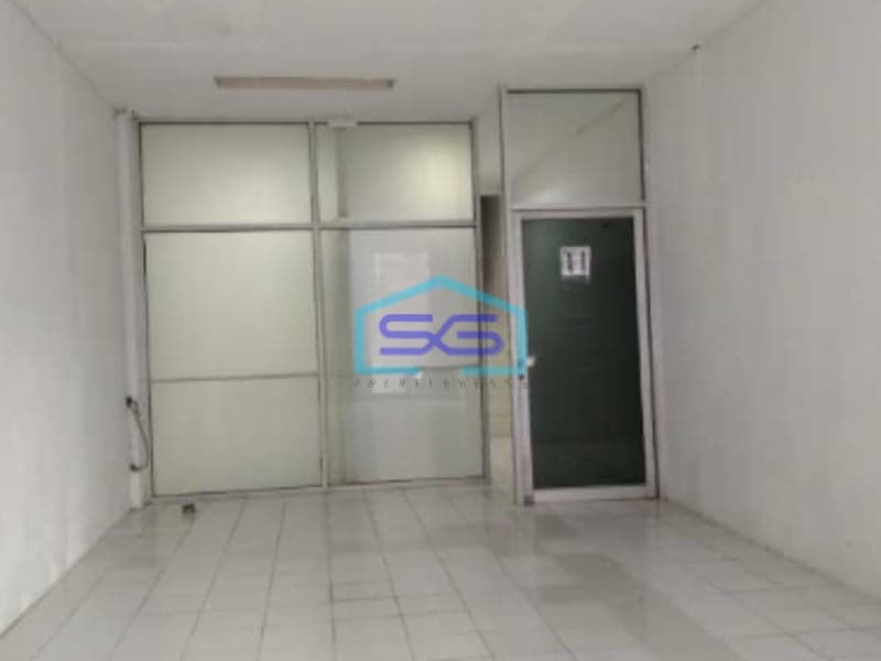 Di Sewakan Ruko 4 Lantai Di Kawasan Komersial Kebayoran Lama Jakarta Selatan Luas Bangunan 198 m²