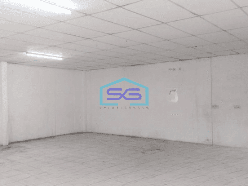 Disewakan Ruko Besar Luas Bangunan  768 m² Lokasi Pinggir Jalan Raya Pondok Jagung Tangerang