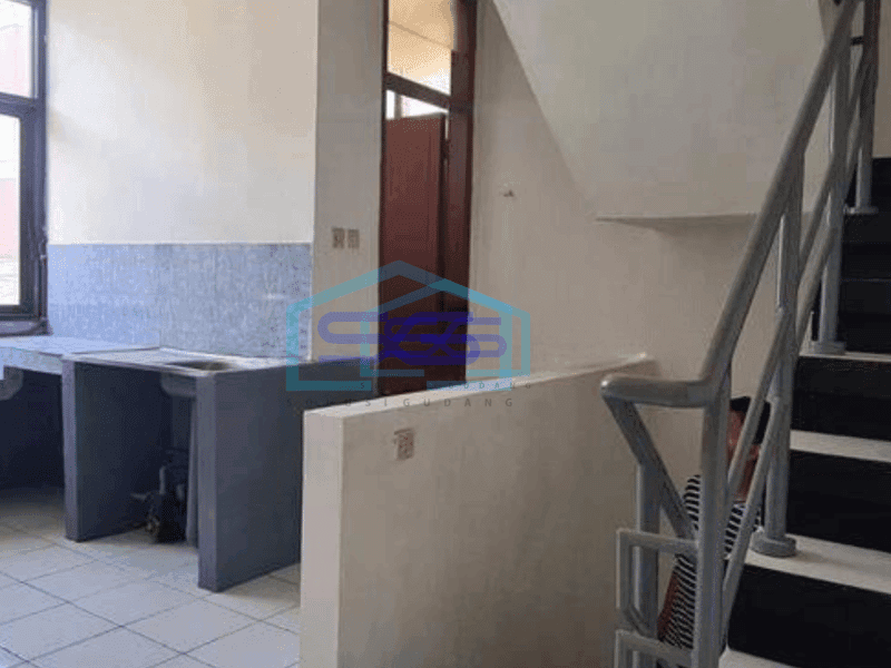 Disewakan Ruko Bagus Jln. Karapitan Bandung Kota