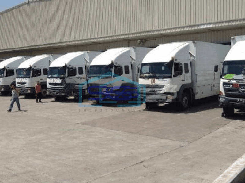 Gudang siapa pakai di Kawasan KIIC , Karawang.