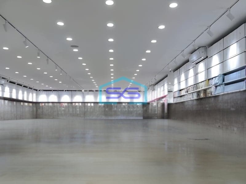 Dijual Ruang Usaha Lokasi Strategis Siap Pakai di Pinggir Jalan Jendral Sudirman Pati Jawa Tengah LT 1250m2