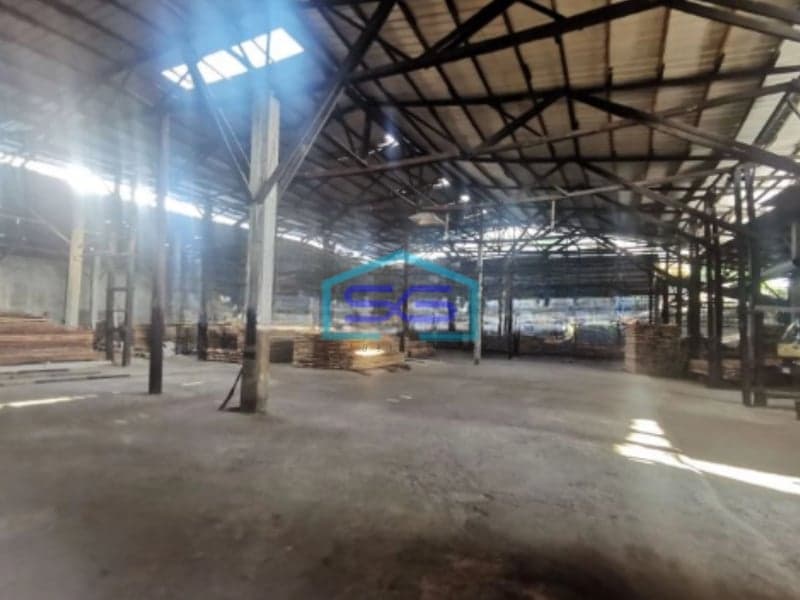 Disewakan Gudang Daan Mogot Jakarta Barat Luas 3000m2 Siap Pakai dan Ada kantor 3 Lantai