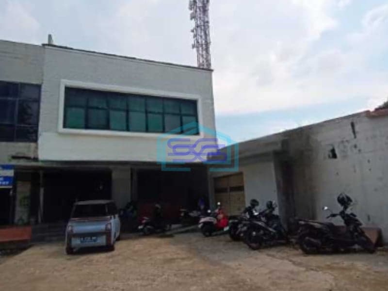 Disewakan Ruko 2 Lantai Luas Tanah 330 m² Lokasi di Kebon Jeruk Jakarta Barat