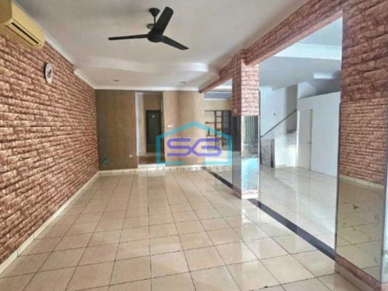 Disewakan Ruang Usaha untuk Kantor di Harapan Indah Bekasi Luas Bangunan 380m2