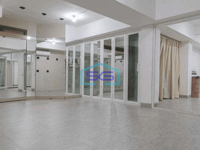 Dijual Ruang Usaha Pinggir Jalan Area Kebayoran Baru Jakarta Selatan