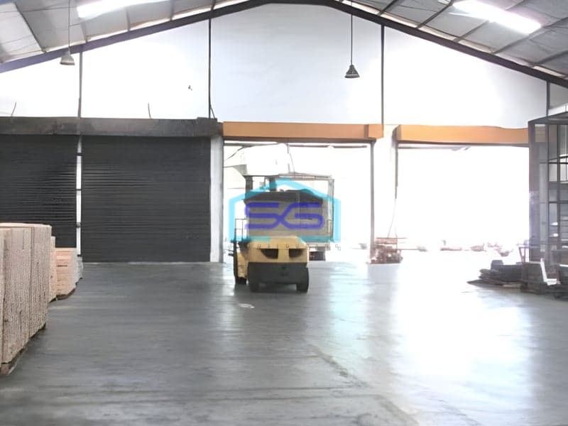 Dijual Tanah Dan Bangunan Gudang di Jalan Raya Rungkut Industri Surabaya LT 4960m2
