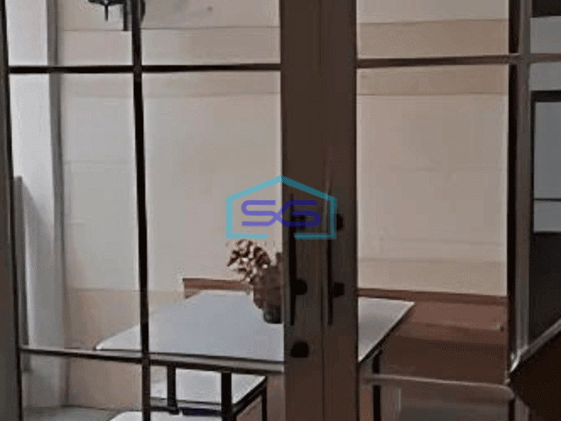 Disewakan Ruko Pinggir Jalan Raya di Rsv Matahari Serpong Tangerang Selatan