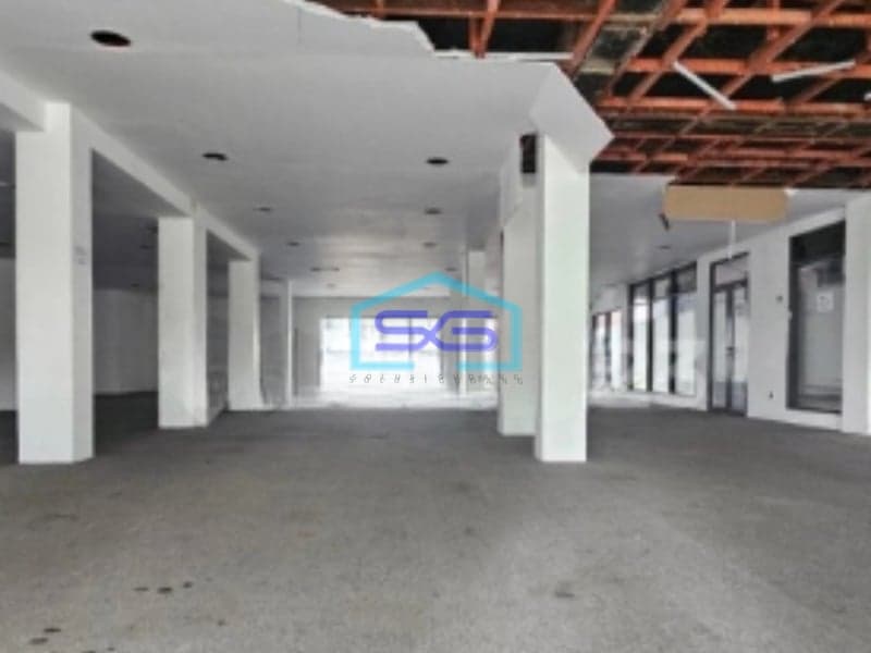 Dijual Cepat Tanah & Bangunan Strategis di Letjen S Parman Jakarta Barat LT 2180m2