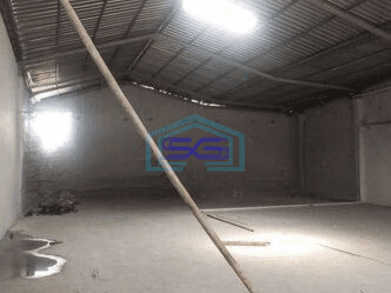 Disewakan gudang siap pakai tangerang baru kosong 1 bulan akses kontainer 40 ft