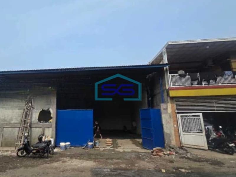 Dijual Gudang Luas Tanah 250 m² Lokasi di Cipondoh Tangerang