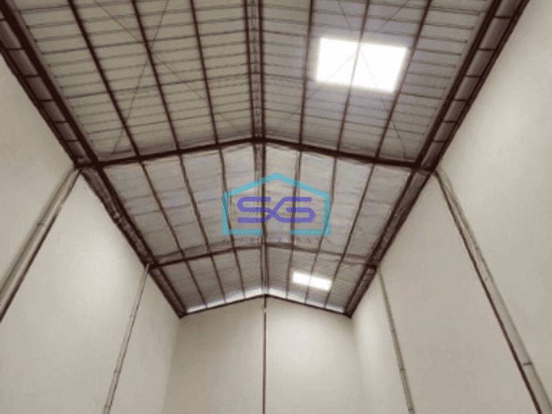 Disewakan Gudang Ada Kantor Luas  Tanah  300 m² di Kamal Jakarta Utara