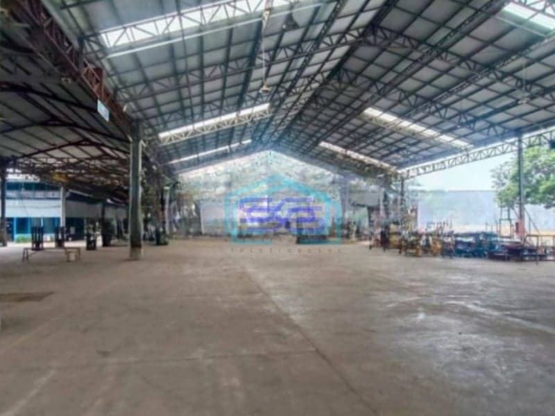 Dijual Pabrik Luas Tanah 3100 m² Lokasi Strategis di Cibinong Bogor