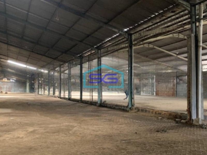 Disewakan Gudang Siap Pakai Luas Bangunan  5400 m² Lokasi Margomulyo Surabaya