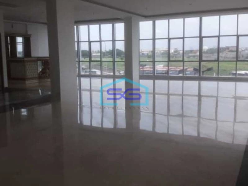 Dijual Kantor Luas Bangunan  1560 m² Lokasi Tangerang