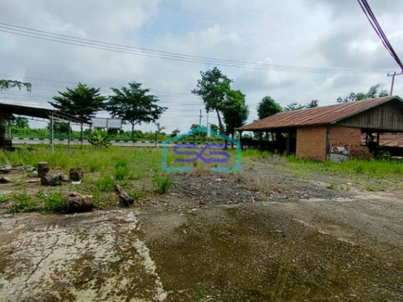 Dijual Tanah Beserta Bangunan di Jalan Mayjen Yusuf Singedekane, Palembang LT 4000m2