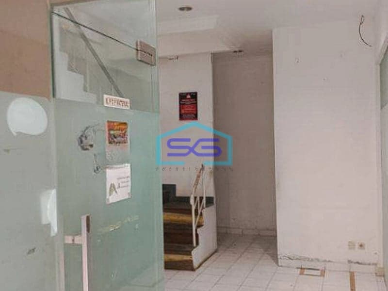 Disewakan Ruko Hoek Di Mutiara Taman Palem Cengkareng Jakarta Barat LB 282m2