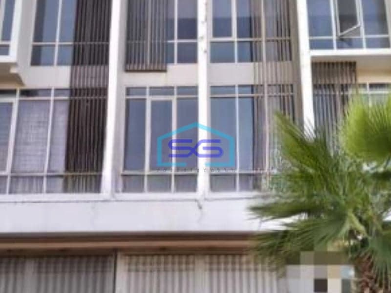 Disewakan Ruko 3 Lantai Luas Bangunan  200 m² di Citraland Surabaya