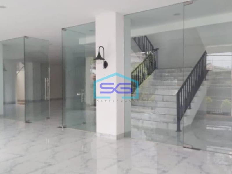 Disewakan Gedung Kantor 3 Lantai di Kalimalang Jakarta Timur Luas Bangunan 1200m2