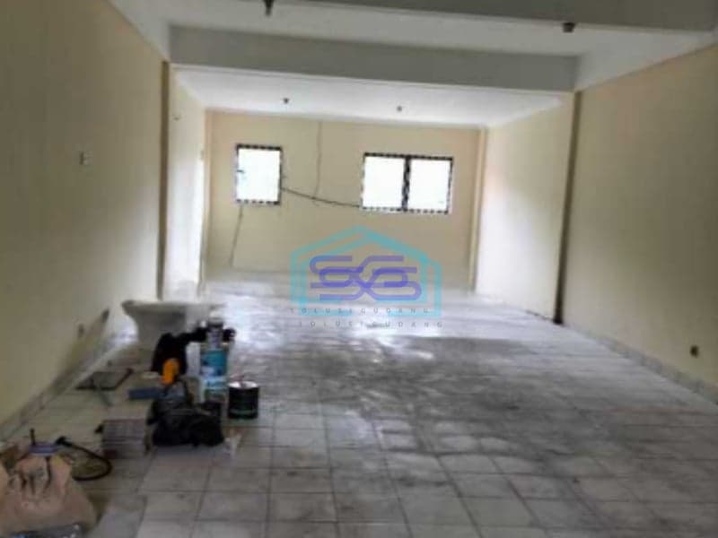 Disewakan Ruko Hadap Jalan Raya Pahlawan Seribu Sektor 7 Bsd Tangerang Luas Bangunan  225 m²