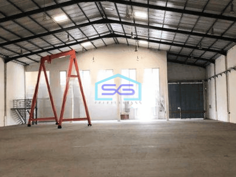 Dijual Gudang Luas Tanah  1610 m² Lokasi Bebas Banjir Akses Container 40 Feet di Delta Silicon Cikarang