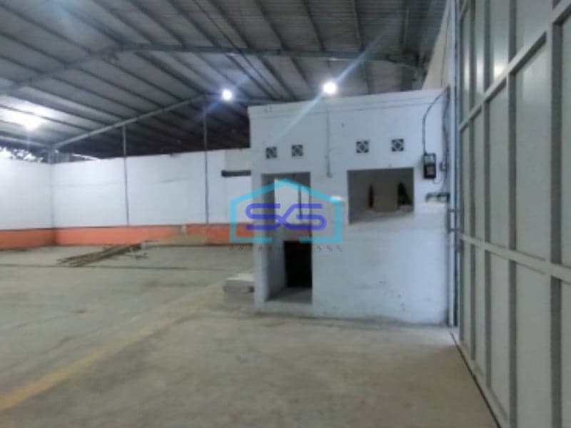 Disewakan Bangunan Gudang Luar Kawasan Strategis Bekasi LB 520m2