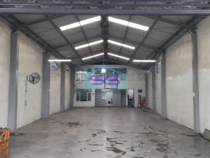 Dijual Gudang / Rumah Usaha Ex Showroom Nol Jalan Propinsi Sidoarjo Jawa Timur LT 400m2