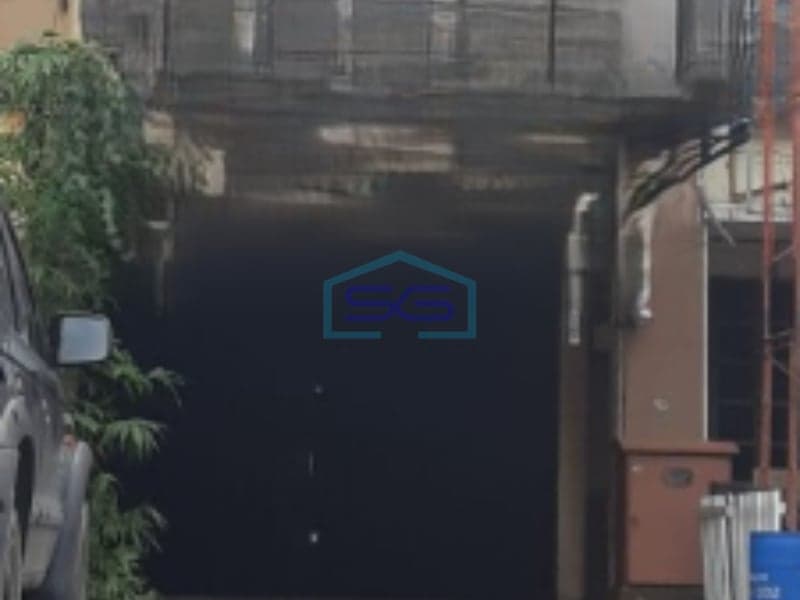 Dijual Ruko Luas Bangunan 200 m² Lokasi Bebas Banjir di Harapan Indah Bekasi