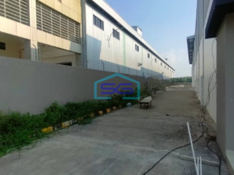 Dijual Gudang Dalam Kawasan Industri Bangunan Bagus Strategis di Jababeka Bekasi LB 3300m2