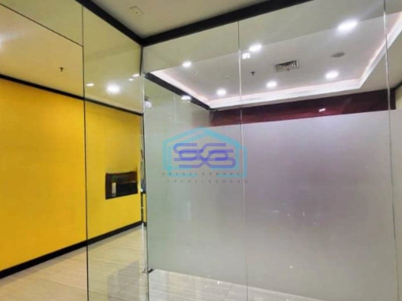 Disewakan Kantor Luas Bangunan 251 m² Lokasi Tanjung Duren Jakarta Barat