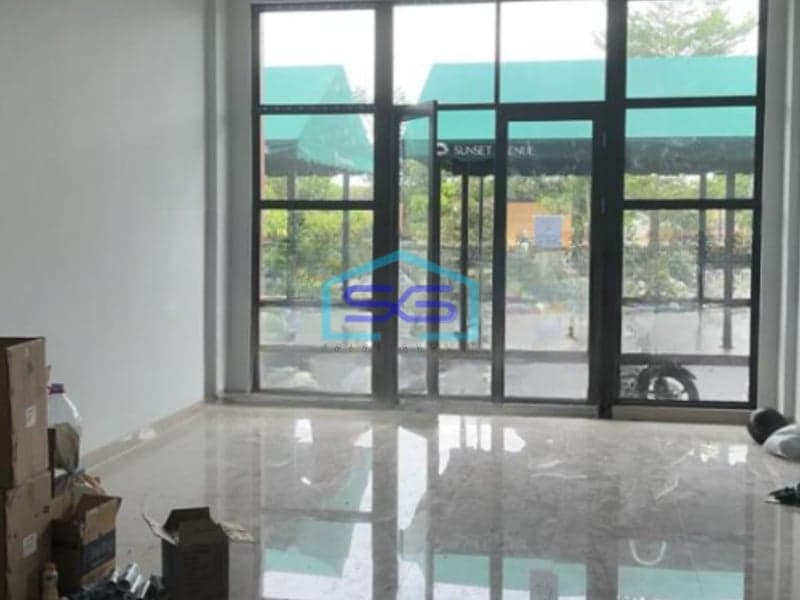 Disewakan Ruko Luas Bangunan 100 m² Lokasi di Jakarta Barat