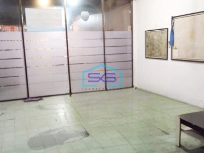 Disewakan Ruang Usaha Strategis di Area Braga Bandung LB 240m2