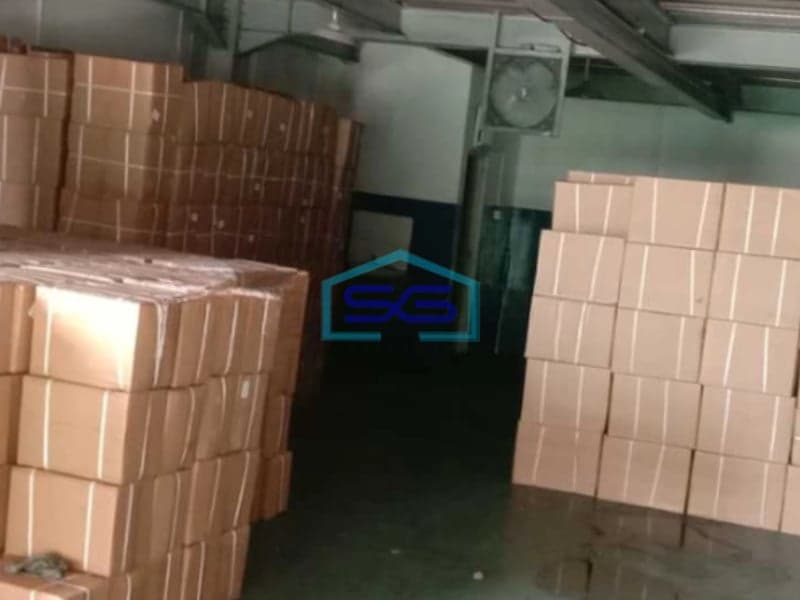 Dijual Gudang Sudah Renovasi Jadi 3 Lantai Di Bizpark Daan Mogot Jakarta Barat LT 120m2