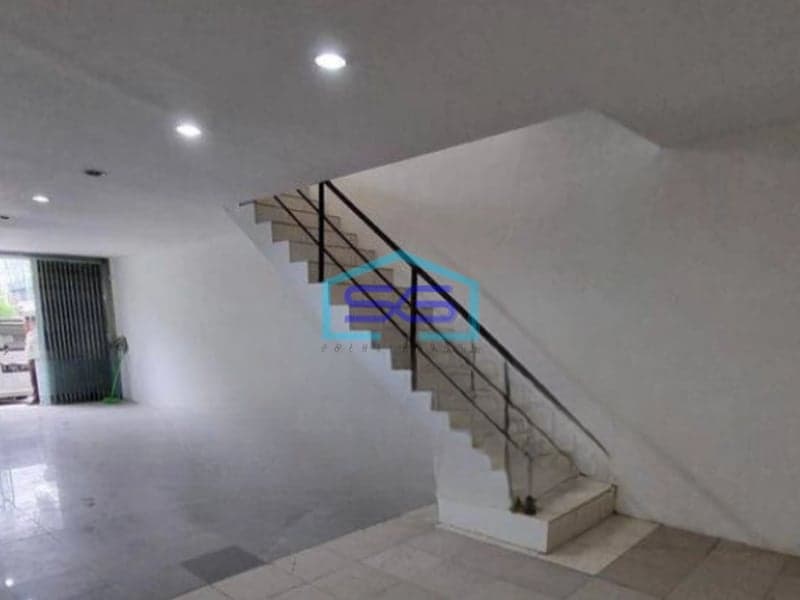 Dijual Ruko di Gajah Mada Jakarta Pusat Luas Bangunan 297 m²