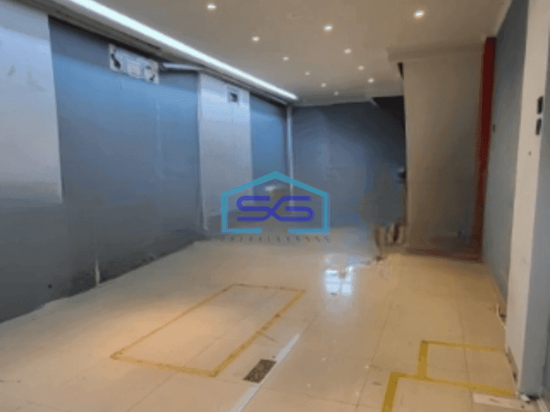 Disewakan Ruko Luas Bangunan  360 m² di Tebet Jakarta Selatan