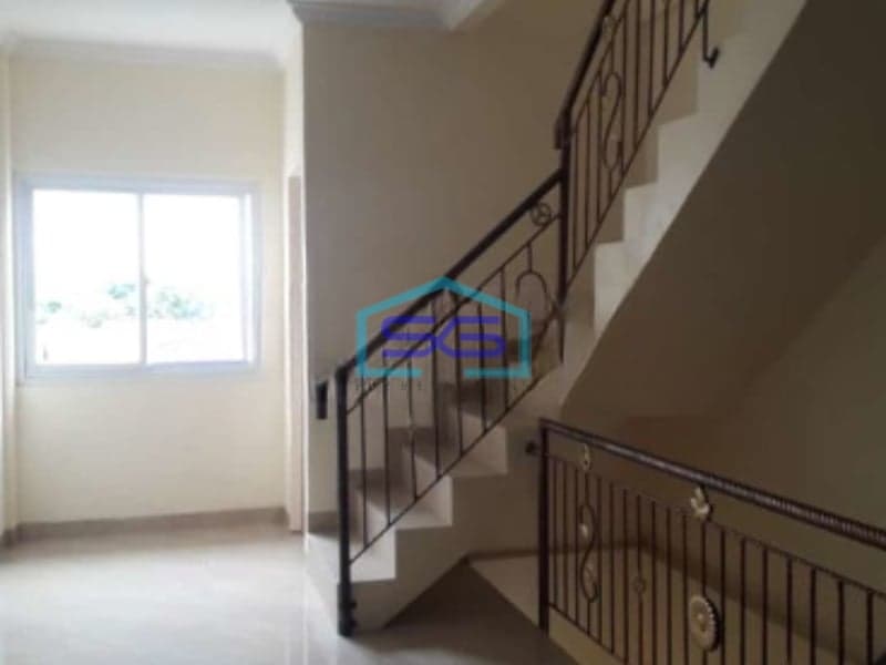 Disewakan Ruko Baru 3½ Lantai Di Bintaro Jakarta Selatan Luas Bangunan  200 m²