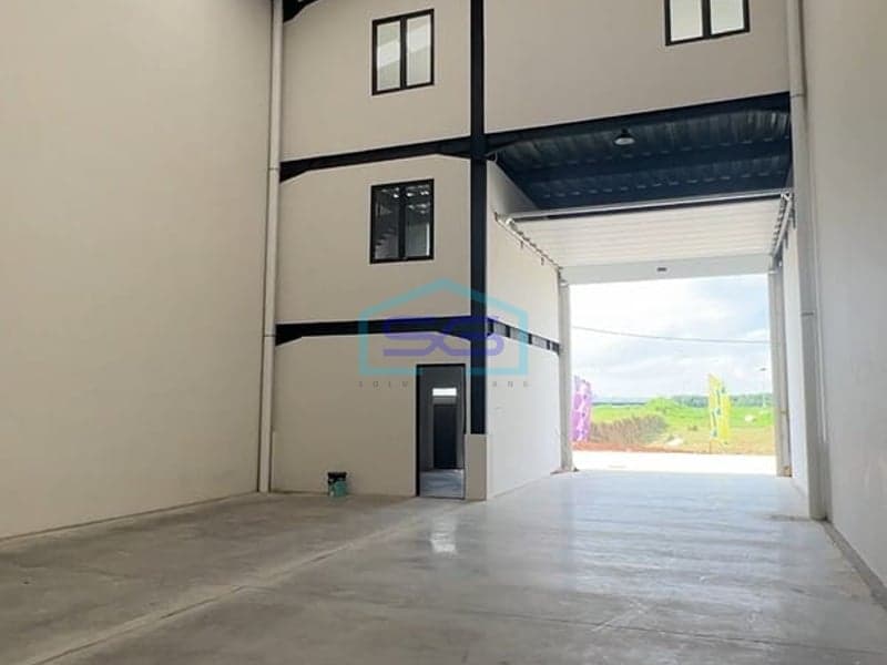 DIJUAL GUDANG DAN KANTOR LOKASI DI HALIM